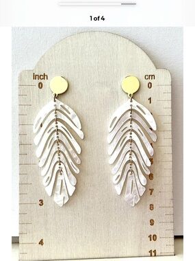 Two pairs of tropical leaf post earrings new